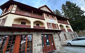 GórSKI SPA Karpacz w pobliżu wyciągów