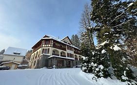 GórSKI SPA Karpacz w pobliżu wyciągów